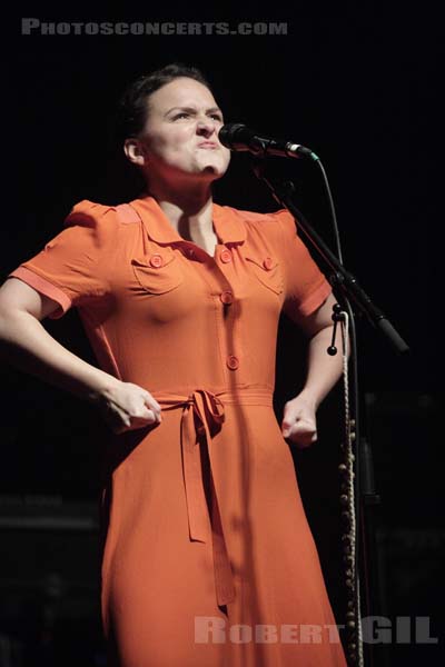 EMILIANA TORRINI - 2009-01-30 - PARIS - Le Bataclan - 